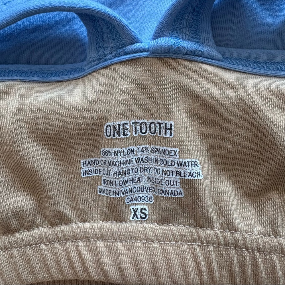 One Tooth workout top - Picture 3 of 3